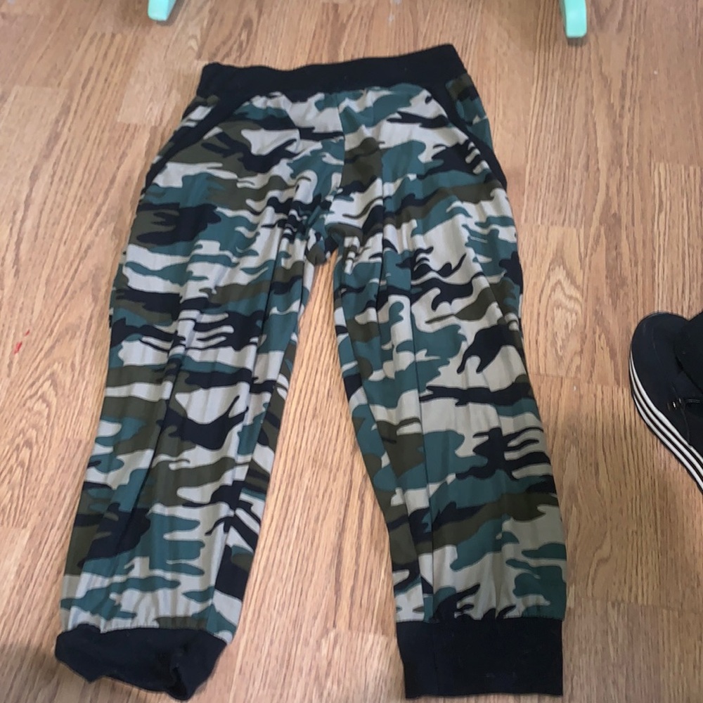 Military joggers